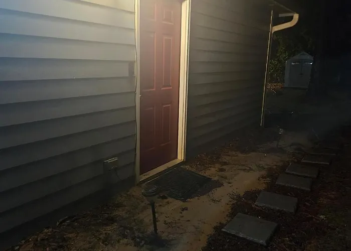 Cute Comfy Prime Location Apartment