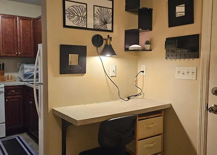 Cute Comfy Prime Location